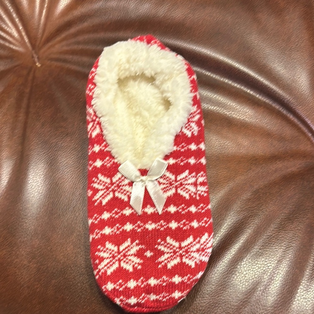 Red and White Snowflake Slipper